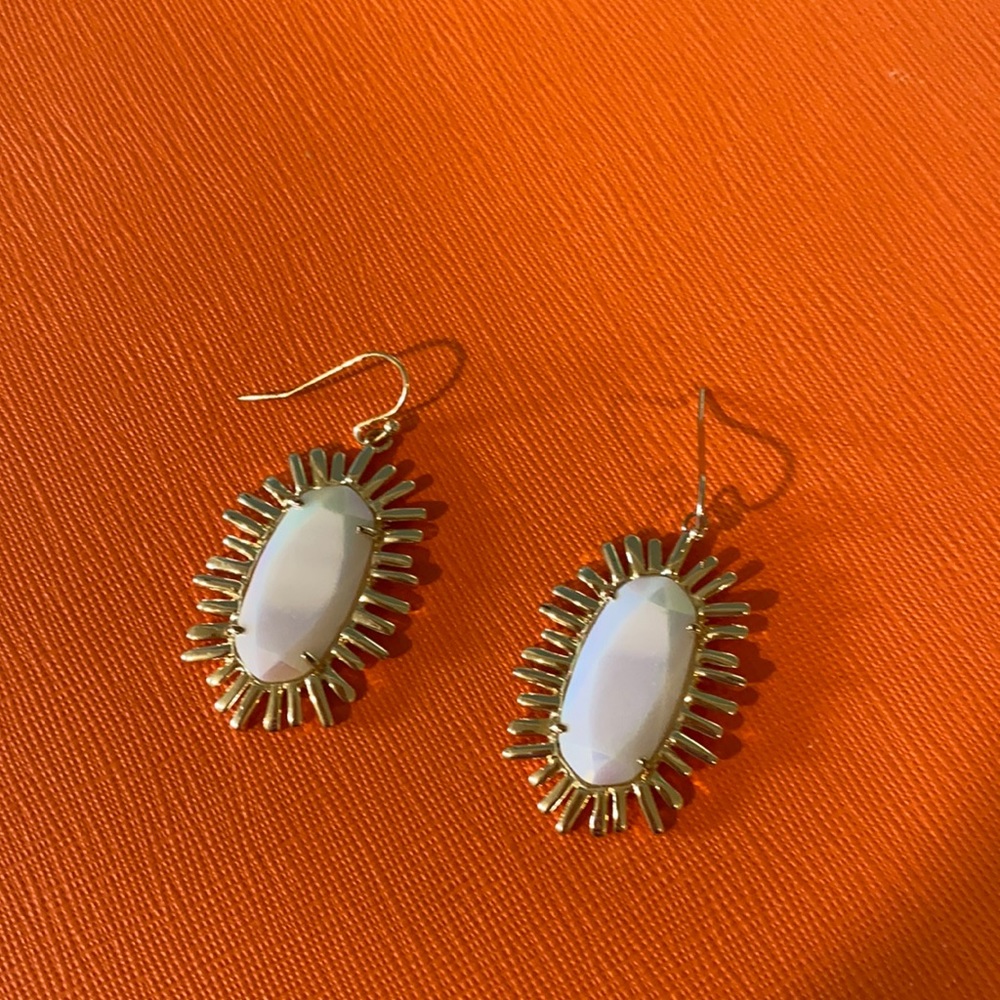 White and gold Kendra Scott earrings